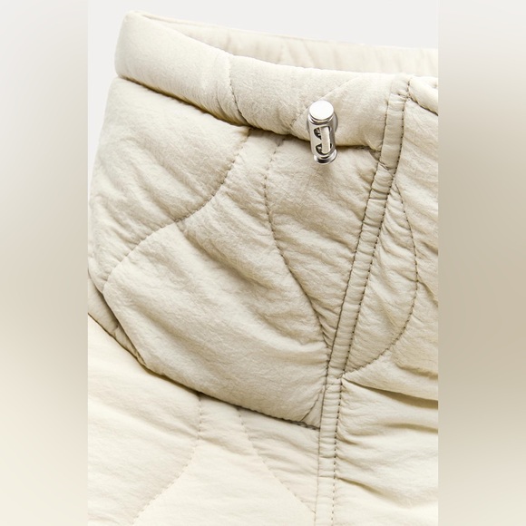 Zara  Quilted Tan ivory lightweight Jacket coat - Picture 8 of 10